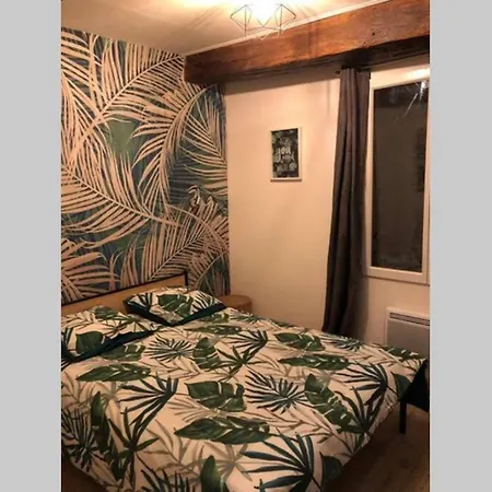 Laon : Suite privée au pied de la cathédrale Extérieur photo