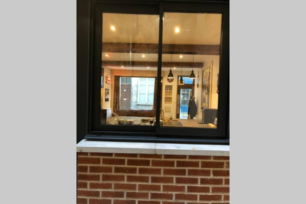 : Privee Au Pied De La Cathedrale Apartment